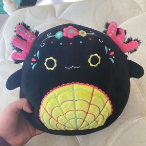 NWT Siobhan Day of the Dead Axolotl Squishmallow